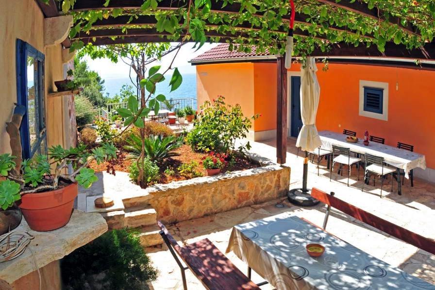 Seaside Secluded Apartments Cove Tvrdni Dolac, Hvar - 4008 Gdinj Luaran gambar