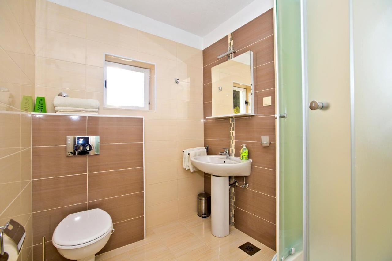 Seaside Secluded Apartments Cove Tvrdni Dolac, Hvar - 4008 Gdinj Luaran gambar