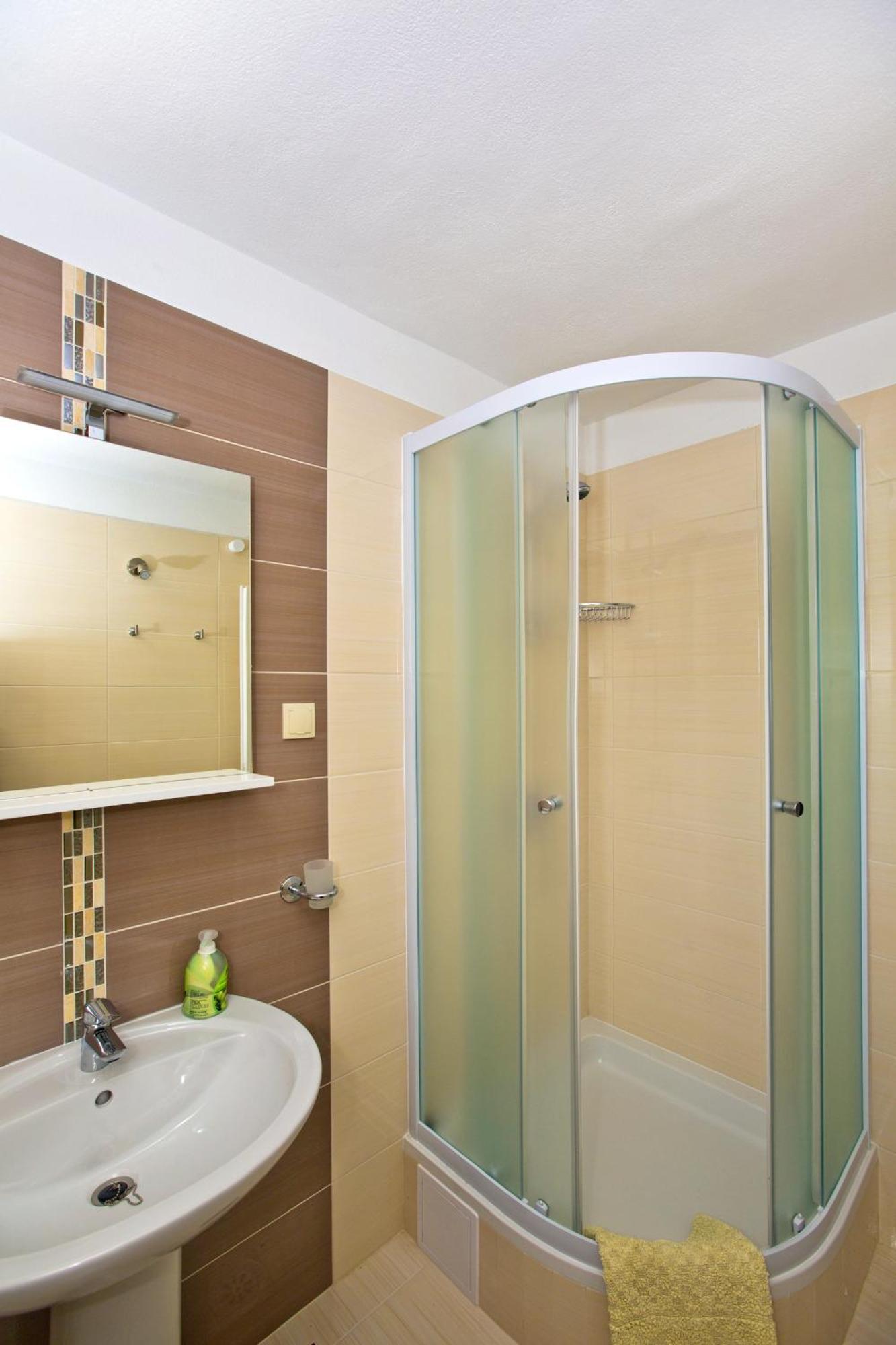 Seaside Secluded Apartments Cove Tvrdni Dolac, Hvar - 4008 Gdinj Bilik gambar